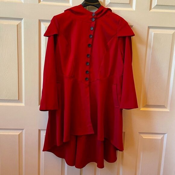 RED HIGH LOW LIGHT WEIGHT JACKET/WINDBREAKER. LITTLE RED RIDING HOOD STYLE NWOT - Picture 2 of 9